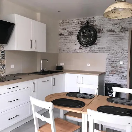 Апартаменты Le Coin De Frederic *